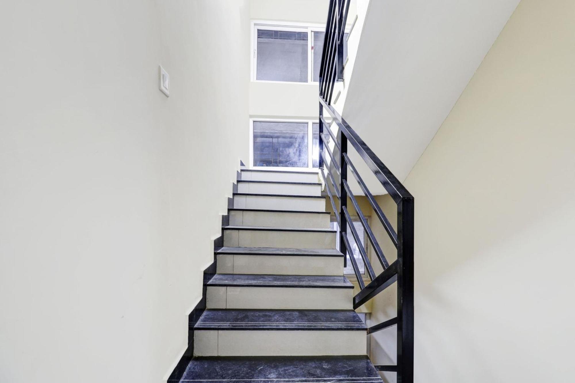 Super Hotel O Sri Harshitha Grand Near Zudio - Star Bazaar, Kundalhalli Gate Μπανγκαλόρ Εξωτερικό φωτογραφία