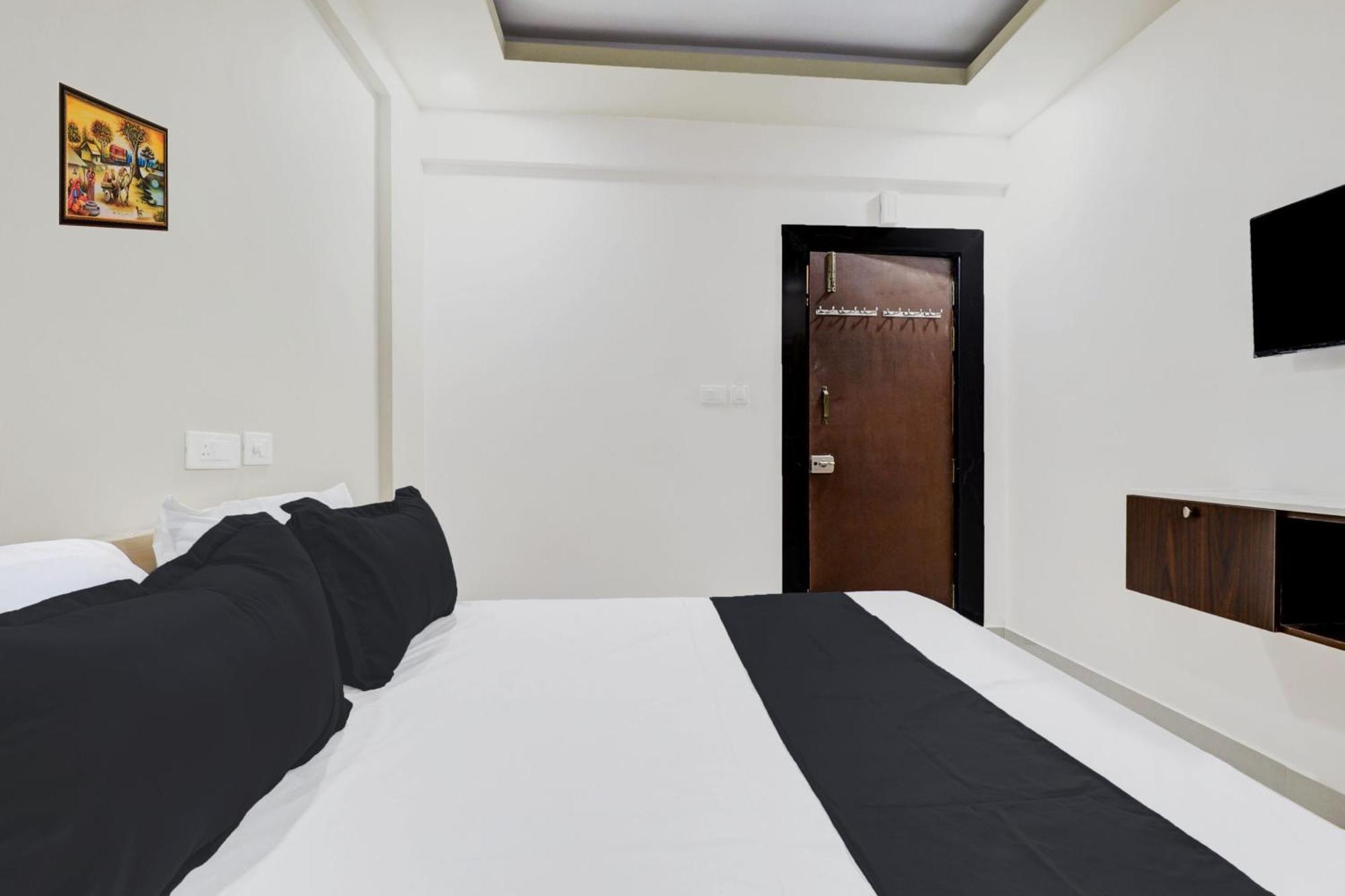 Super Hotel O Sri Harshitha Grand Near Zudio - Star Bazaar, Kundalhalli Gate Μπανγκαλόρ Εξωτερικό φωτογραφία