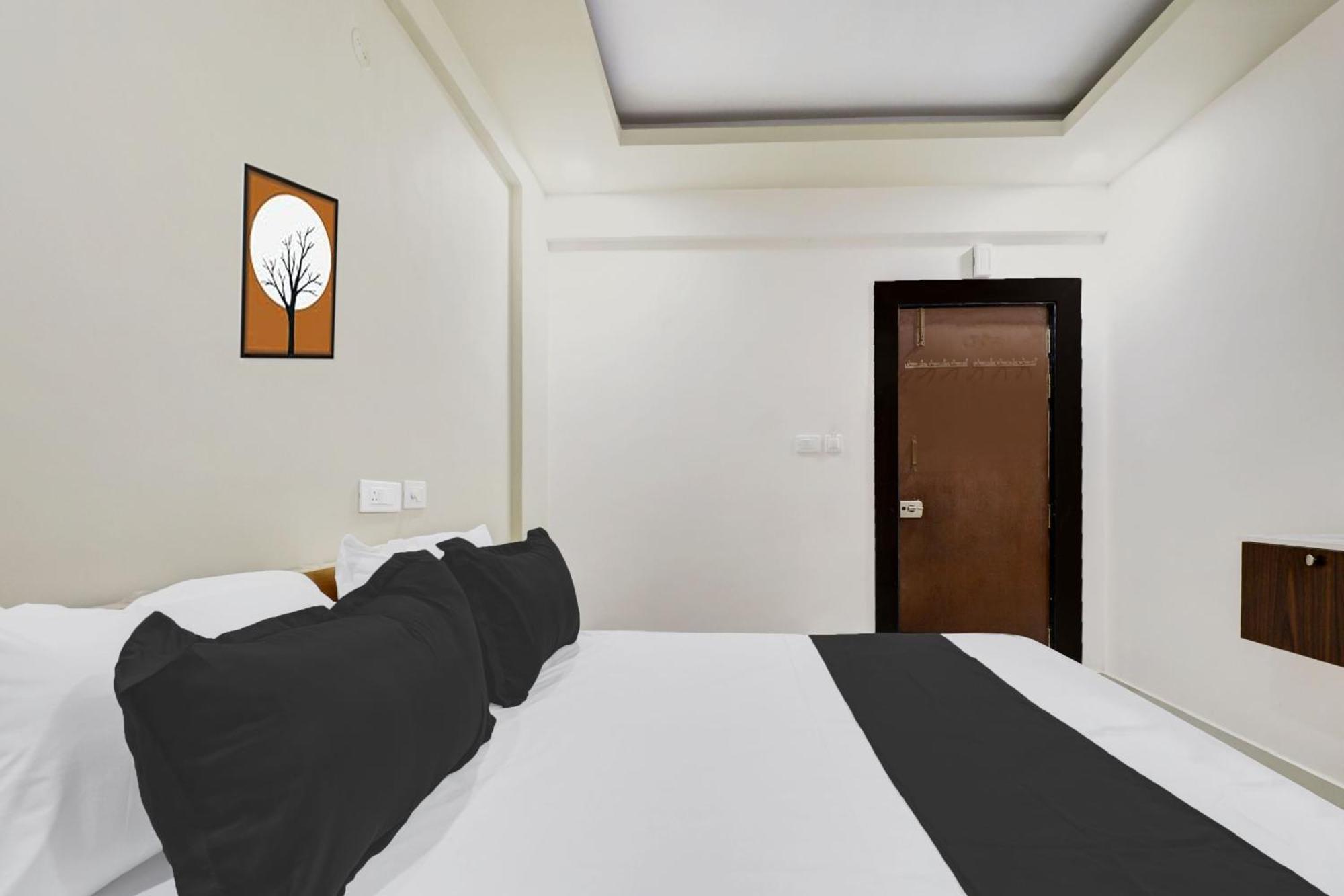 Super Hotel O Sri Harshitha Grand Near Zudio - Star Bazaar, Kundalhalli Gate Μπανγκαλόρ Εξωτερικό φωτογραφία